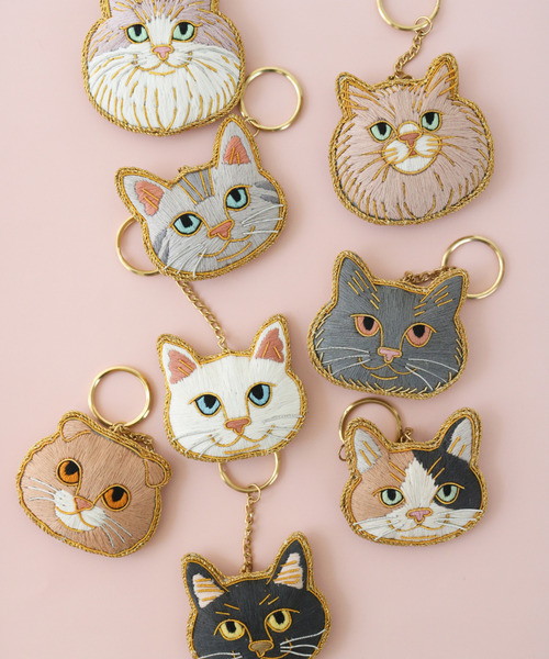キーホルダー 「Nyatelier/ニャトリエ」ハンドメイド 刺繍 猫