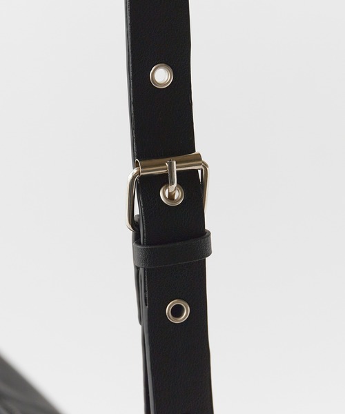 【レア】DIESEL leatherベルト ショルダーバッグ Y2K BLACK 00s DIESEL ONE SHOULDER BAG ARCHIVE Y2K | LOST