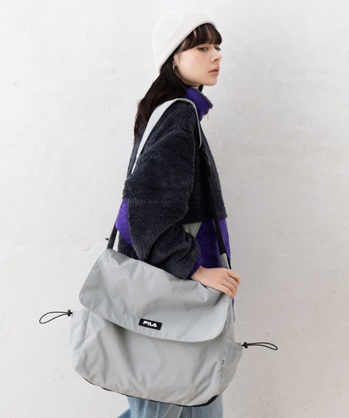 FILA（フィラ） ショルダーバッグ ブランド ロゴ ラバーワッペン 大