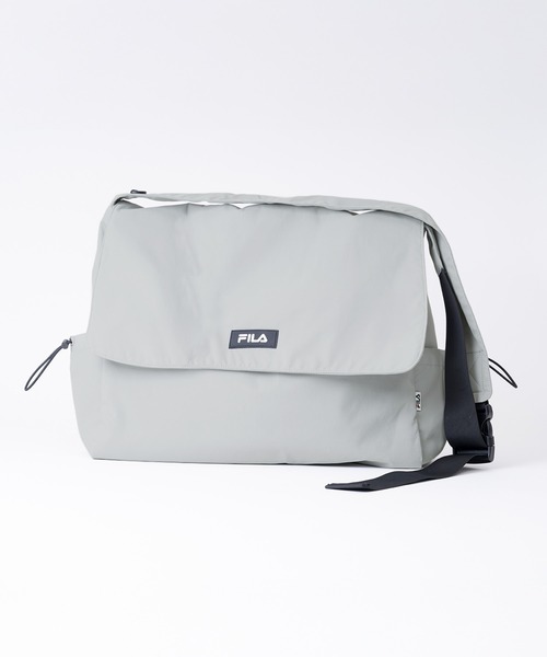 FILA（フィラ） ショルダーバッグ ブランド ロゴ ラバーワッペン 大