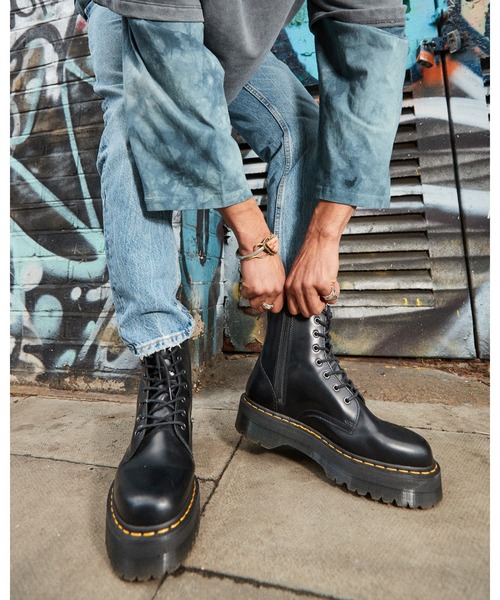 ドクターマーチン ショートブーツ Dr.Martens（ドクターマーチン） ショートブーツ - ブラック