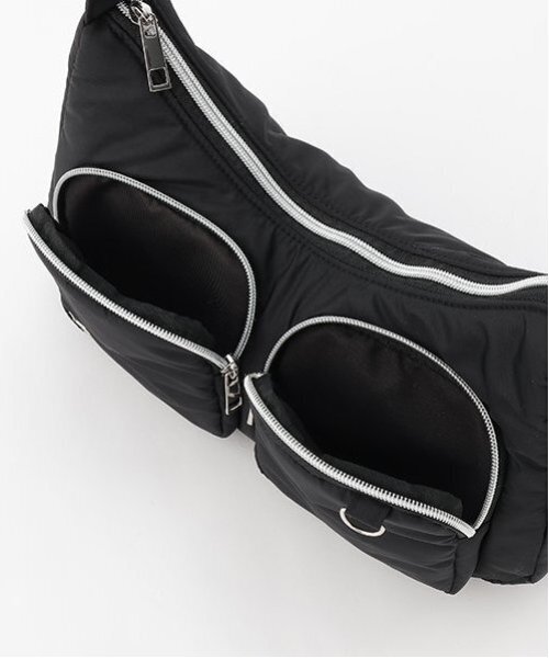 LOVETOXIC ショルダー ショルダーバッグ 「LTXC」バックルムーン