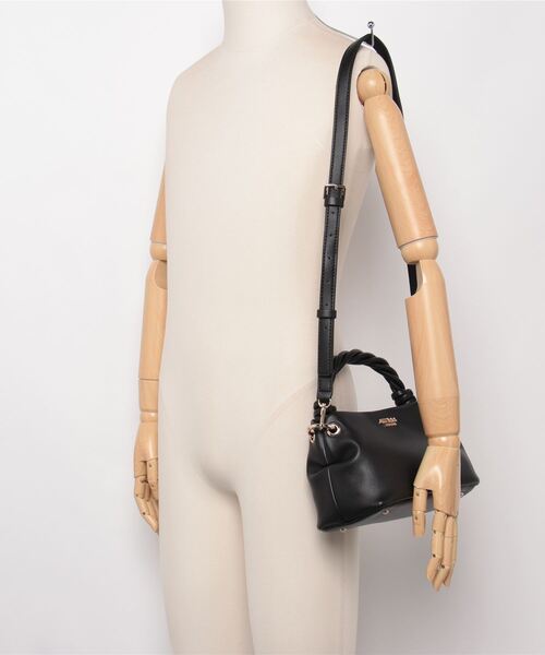 レディース ハンドバック クロスボディバック ショルダー c3627 CHARLES ＆ KEITH ショルダーバッグ バッグ フロントフラップ