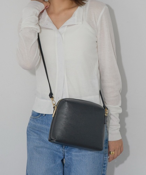 AULENTTI（オウレンティ） ショルダーバッグ バッグ 「AULENTTI