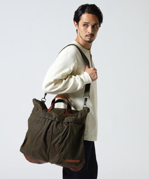ショルダーバッグ MILITARY FABRIC OILED CLOTH HELMET BAG / ミリタリー ファブリック クロス ヘルメットバッグの画像