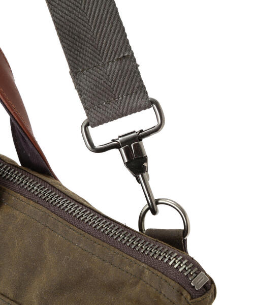 ショルダーバッグ MILITARY FABRIC OILED CLOTH HELMET BAG / ミリタリー ファブリック クロス ヘルメットバッグの画像