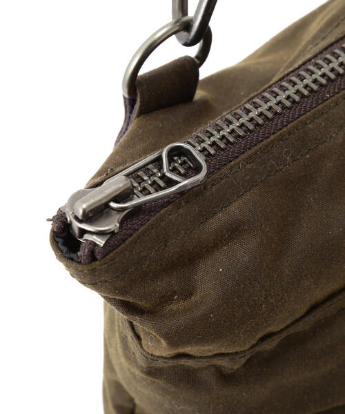 ショルダーバッグ MILITARY FABRIC OILED CLOTH HELMET BAG / ミリタリー ファブリック クロス ヘルメットバッグの画像
