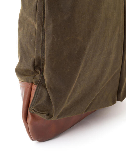 ショルダーバッグ MILITARY FABRIC OILED CLOTH HELMET BAG / ミリタリー ファブリック クロス ヘルメットバッグの画像
