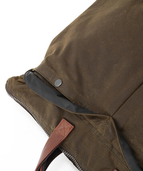ショルダーバッグ MILITARY FABRIC OILED CLOTH HELMET BAG / ミリタリー ファブリック クロス ヘルメットバッグの画像