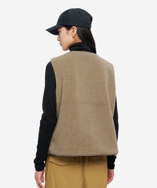 ⭐️新品未使用⭐️AIGLE リバーシブル インサレーション キルティングボアベスト AIGLE（エーグル） ダウンベスト ベスト Repreve中綿インサレーション