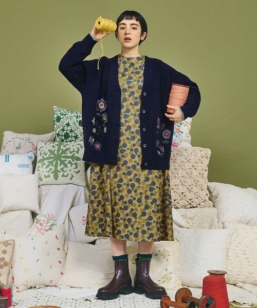 Jocomomola（ホコモモラ） カーディガン Calle de Bordadores フラワー