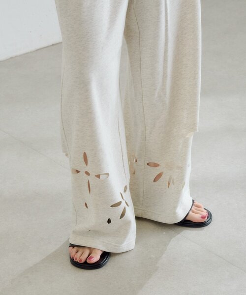 ワイドパンツ スウェットパンツ ジャージ 「新色追加/2サイズ展開/低身長サイズ」カットアウトスウェットパンツ レディースの画像