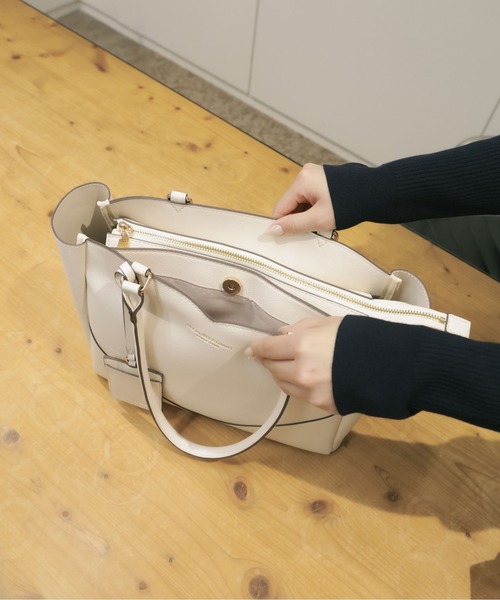 トートバッグ 「再入荷」ハートカッティングA4トートバッグ レディースの画像
