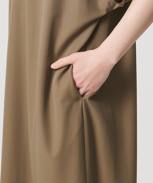 ワンピース 「MARW UNITED ARROWS」バック タック ワンピース UVカットの画像