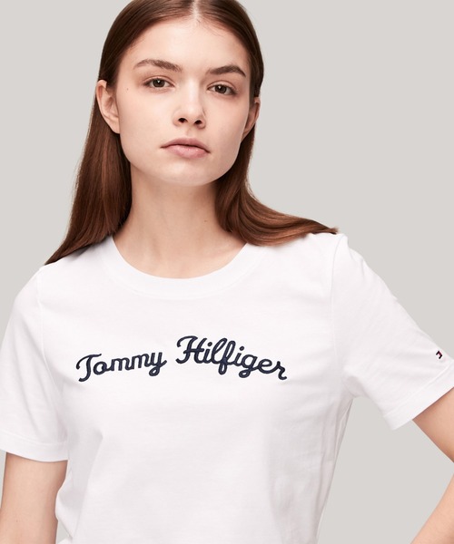 トミー ヒルフィガー   レギュラースクリプトクルーネックTシャツ （ホワイト） TOMMY HILFIGER tシャツ レギュラースクリプトクルーネックT