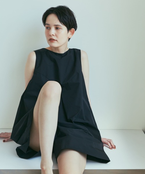 専用　新品未使用　アーバンリサーチ　スイムオールインワン　水着　タグ付き URBAN RESEARCH 水着 「2サイズ展開」「UR TECH」Swim RESEARCH