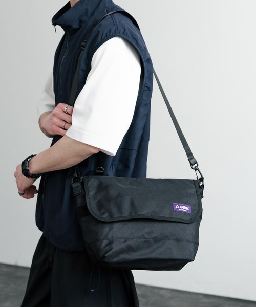 GERRY（ジェリー） ショルダーバッグ 撥水加工REPREVEメッセンジャー