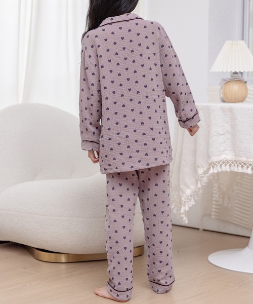 DAY CLOSET パジャマ キッズ 長袖ダブルガーゼ仕立てのパイピング総柄