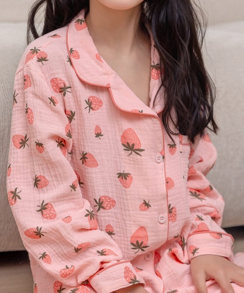 DAY CLOSET パジャマ キッズ 長袖ダブルガーゼ仕立てのパイピング総柄