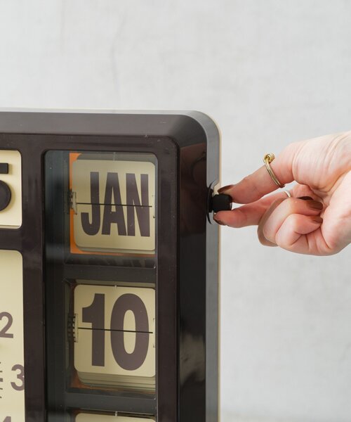 BIRTHDAY BAR（バースデイバー） フリップカレンダークロック