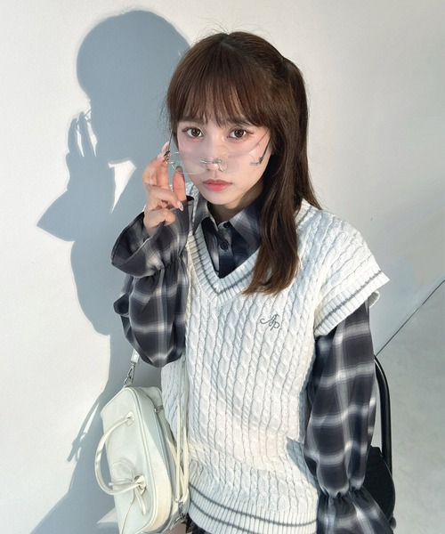 AS KNOW AS（アズノゥアズ） ベスト ジレワンポイントブランドロゴ刺繍