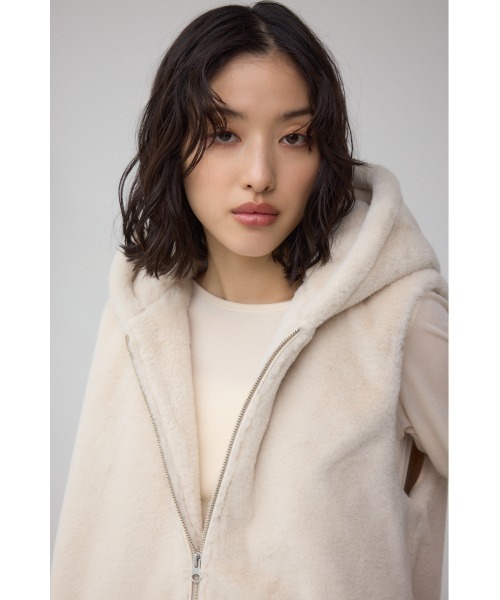 AZUL BY MOUSSY（アズールバイマウジー） ベスト ジレ フードファー