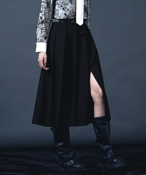 Ellno de Mavie（エルノデメヴィ） スカート スリットミディプリーツ