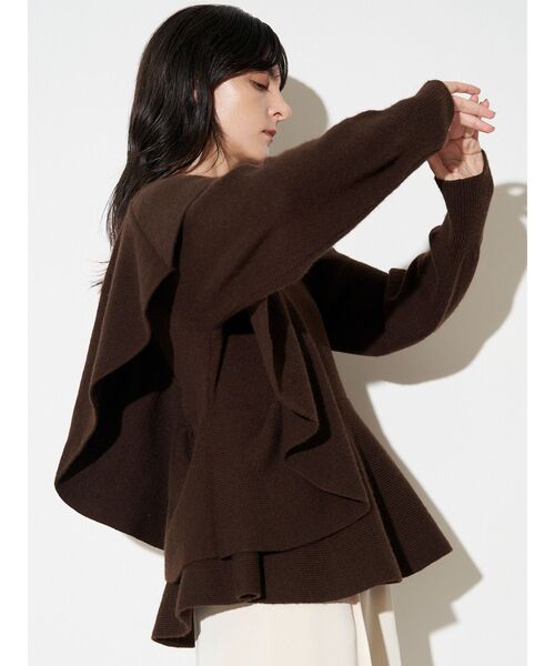 ELENDEEK（エレンディーク） ニット セーター ショルダーフリル