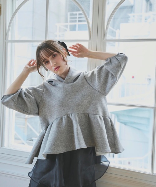 Myu＊ボンディング＊バックフリルフレアフードパーカー＊ Myu(ミュー)の「＜ご予約受付中♪(1次10/17頃)順次荷予定分＞【フレア