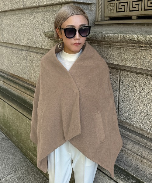 【完売品】美品 24AW JENNE 上質モヘヤケープコート キャメル ポンチョ 上質モヘヤケープコート｜JENNE(ジェンヌ)公式通販：パリジェンヌの