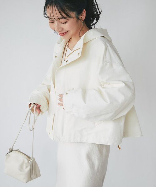 【タグ付き未使用】ラブティックボンボン ギャザーボリュームブルゾン ホワイト La boutique Bonbon（ラブティックボンボン） ブルゾン アウター 「今