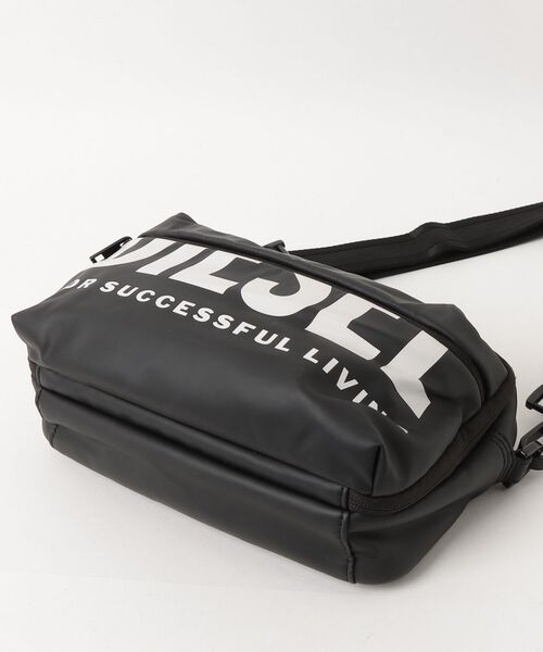 ディーゼル マイクロショルダー DIESEL（ディーゼル） ショルダーバッグ - ブラック メンズ : ZOZOTOWN