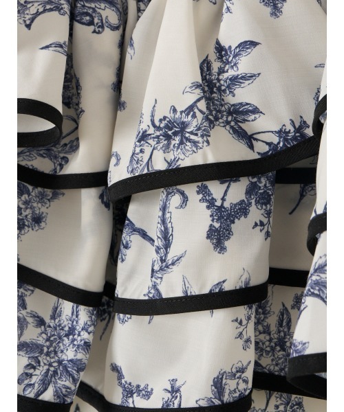 OFF SHOULDER JOUY FRILL TOPS レディースの画像