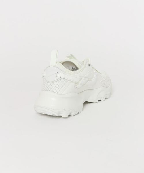 スニーカー NIKE　TC 7900 レディースの画像