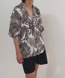 NO NEED シャツ リーフ柄オープンカラーシャツ ビッグシルエット