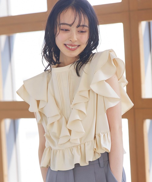 ルイルエブティック RUIRUE BOUTIQUE フリルデザインペプラムトップス （オフホワイト） RUIRUE BOUTIQUE ブラウス シャツ 洗える ｜ フリル デザイン