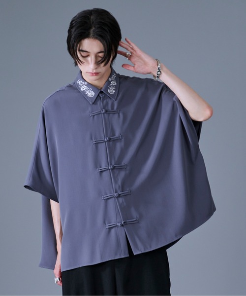 Ellno Loset（エルノロゼット） シャツ フラワー刺繍チャイナドルマン