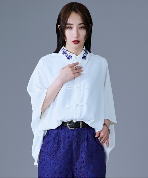 Ellno Loset（エルノロゼット） シャツ フラワー刺繍チャイナドルマン