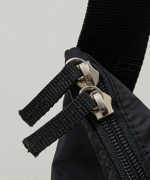 20/80（トゥエンティーエイティー） ショルダーバッグ トゥエンティー