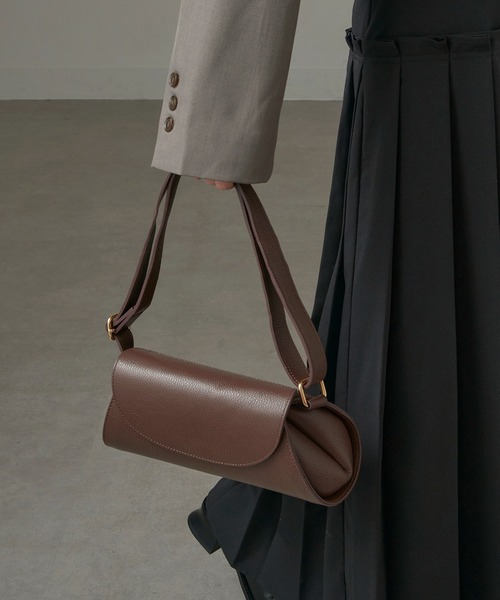 AULENTTI（オウレンティ） ショルダーバッグ バッグ 「AULENTTI