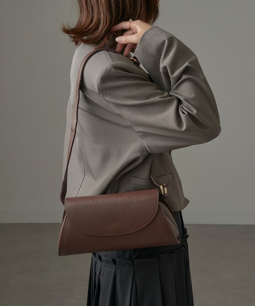 AULENTTI（オウレンティ） ショルダーバッグ バッグ 「AULENTTI