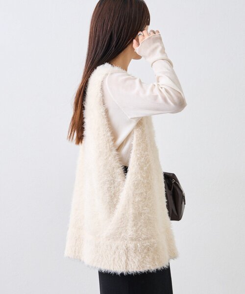 美品♡正規品　OHGA ラクーンニットベスト　ジレ CIAOPANIC TYPY ベスト ジレ 「体型カバーと抜け感」ミックスフェザー