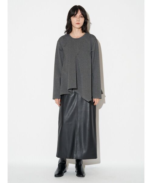 ELENDEEK 新品タグ付き★アシンメトリーヘムロングスリーブカットソー ELENDEEK（エレンディーク） tシャツ アシンメトリーヘムロング