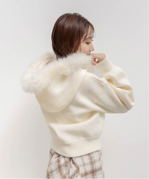 RANDA（ランダ） パーカー 2WAY フェイクファーニットパーカー