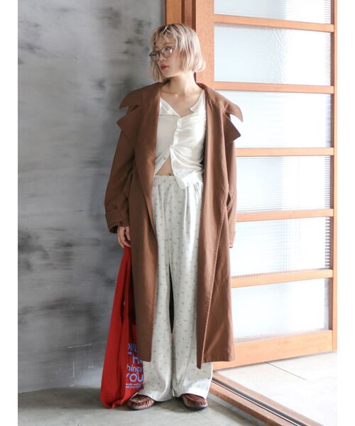 ワイドパンツ パンツ フラワーデザインコクーンラフパンツ レディースの画像