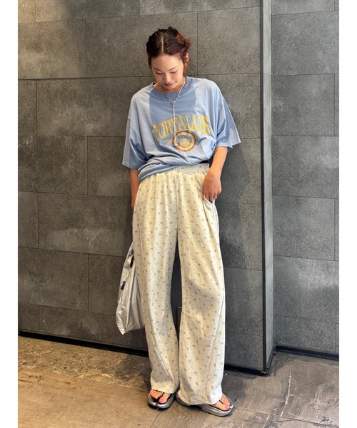 ワイドパンツ パンツ フラワーデザインコクーンラフパンツ レディースの画像