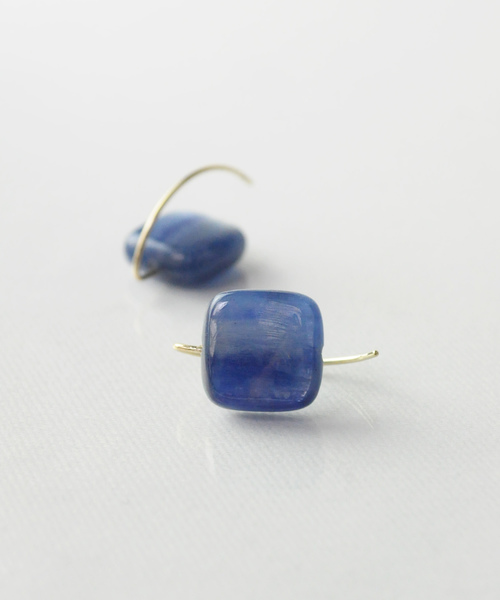 anq. アンク　K10 スモーキークォーツ スタッドピアス anq. ピアス 「anq.」K10・ OneStoneピアス(ターコイズ、アクア