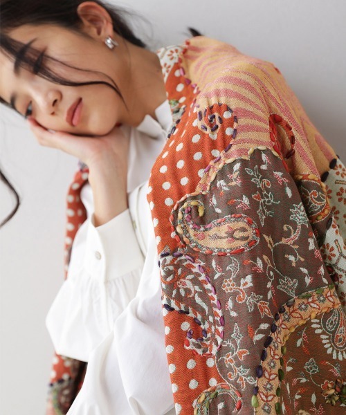 【日本橋三越で購入】（未使用）花柄刺繍ストール 〈インド製〉 立体の花咲く春色刺繍の三角ストール – ONE PEACE ONLINE
