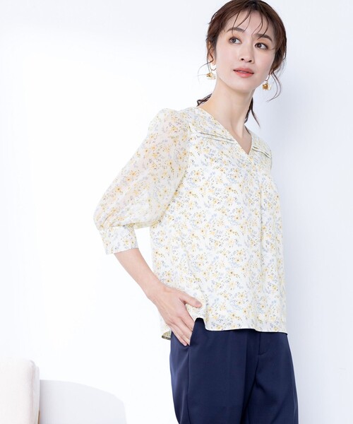 一点限り　littlecottonclothes 新品未使用　花柄ブラウス Tiaclasse ブラウス シャツ 「洗える」花柄Vネックブラウス
