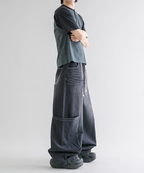 【新品・未使用】フェードデニムイージーパンツ フェードデニムイージーパンツ(FREE L/INDIGO): ボトム｜URBAN